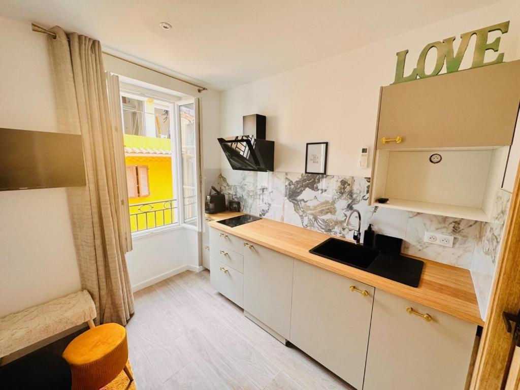 Les Appartements De Nana 6 - Studio Hypercentre, Rue Meynadier, Palais & Plage, Clim, Wifi Cannes Ngoại thất bức ảnh